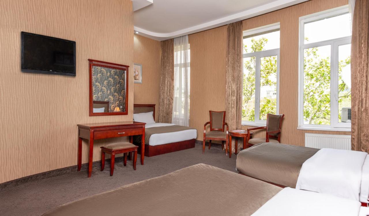 Margo Palace Hotel Tbilisi Exterior photo